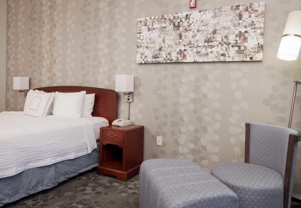 Courtyard By Marriott Palmdale Ξενοδοχείο Εξωτερικό φωτογραφία