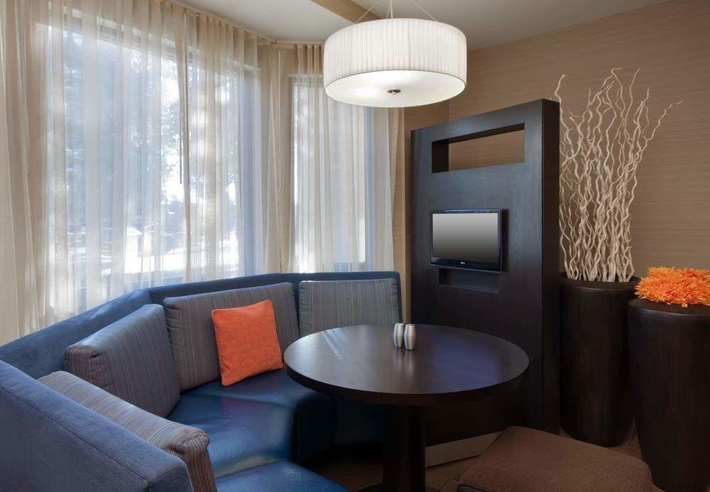 Courtyard By Marriott Palmdale Ξενοδοχείο Εξωτερικό φωτογραφία