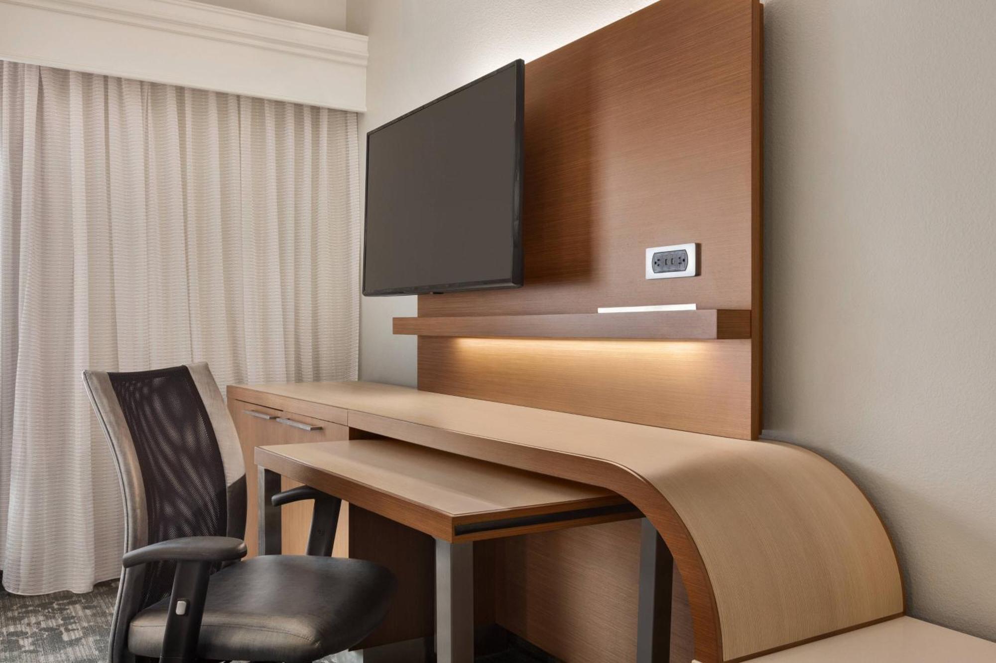 Courtyard By Marriott Palmdale Ξενοδοχείο Εξωτερικό φωτογραφία