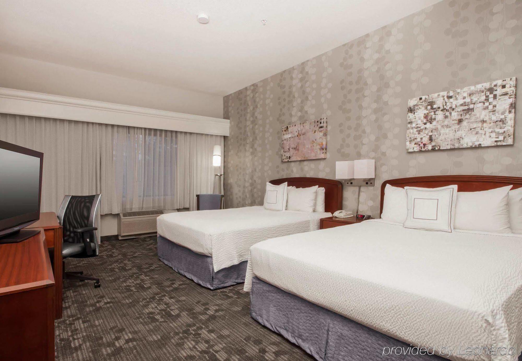 Courtyard By Marriott Palmdale Ξενοδοχείο Εξωτερικό φωτογραφία